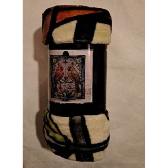 New Cardinals Bird Stained Glass Plush Gift Throw Blanket Cardinal Red Birds NIP - Picture 3 of 3